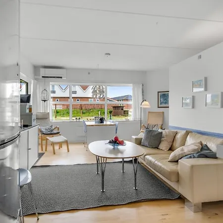 Apartman Bad, Lejl 10 *